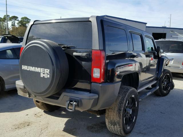 5GTEN13E488177905 - 2008 HUMMER H3 BLACK photo 4