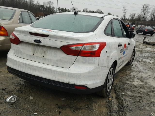 1FADP3E29EL285723 - 2014 FORD FOCUS S WHITE photo 4