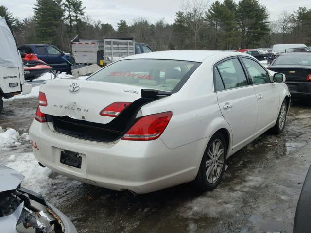 4T1BK36B17U238502 - 2007 TOYOTA AVALON XL WHITE photo 4