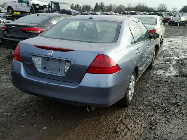 1HGCM567X7A043379 - 2007 HONDA ACCORD EX BLUE photo 4