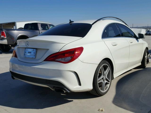 WDDSJ4EB4EN060791 - 2014 MERCEDES-BENZ CLA 250 WHITE photo 4