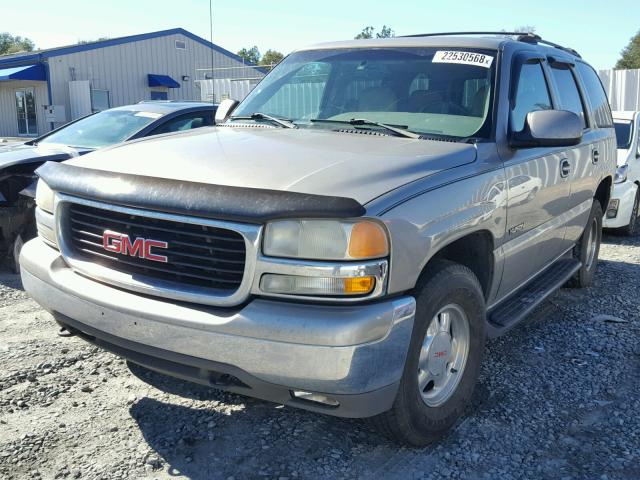 1GKEC13Z22J239368 - 2002 GMC YUKON BEIGE photo 2