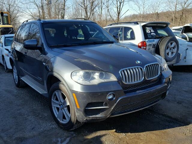 5UXZW0C50BL661038 - 2011 BMW X5 XDRIVE3 GRAY photo 1