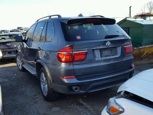 5UXZW0C50BL661038 - 2011 BMW X5 XDRIVE3 GRAY photo 3