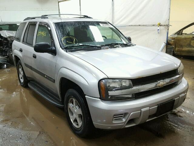 1GNDT13S442360966 - 2004 CHEVROLET TRAILBLAZE GRAY photo 1