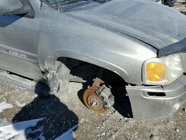 1GKDT13S532350524 - 2003 GMC ENVOY TAN photo 9