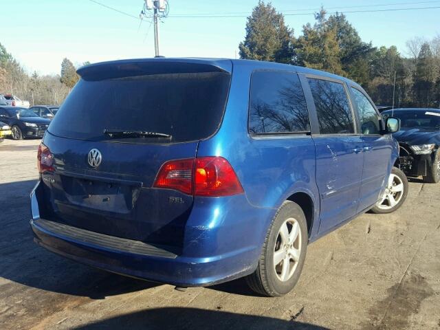 2V4RW5DX1AR406974 - 2010 VOLKSWAGEN ROUTAN SEL BLUE photo 4