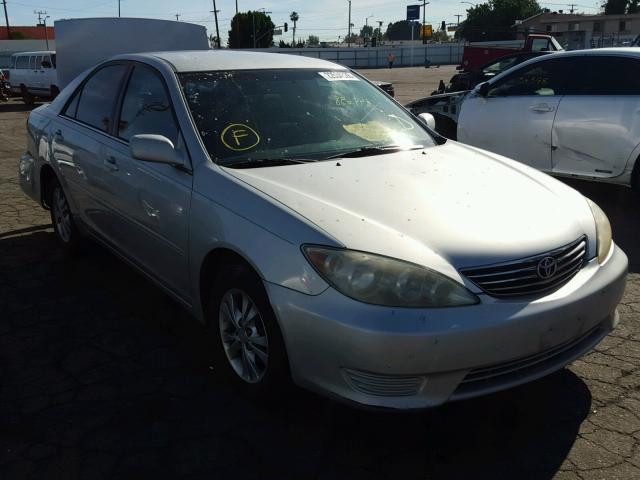 4T1BF32K45U603018 - 2005 TOYOTA CAMRY LE GRAY photo 1