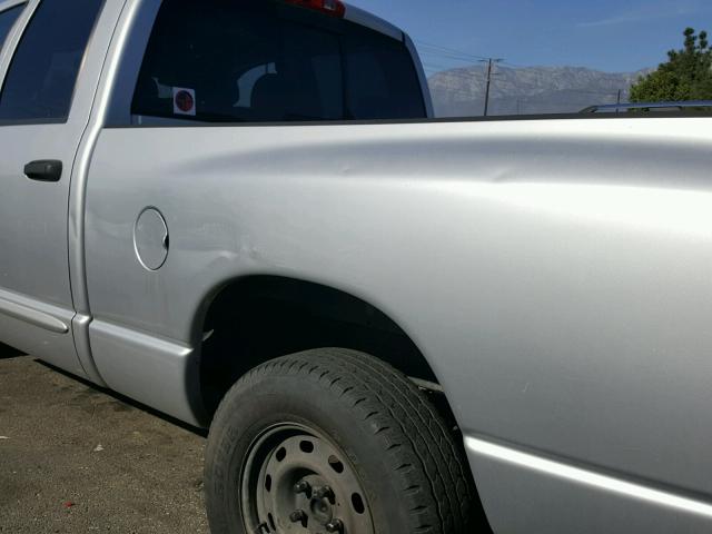 1D7HA18D24J166734 - 2004 DODGE RAM 1500 S SILVER photo 9