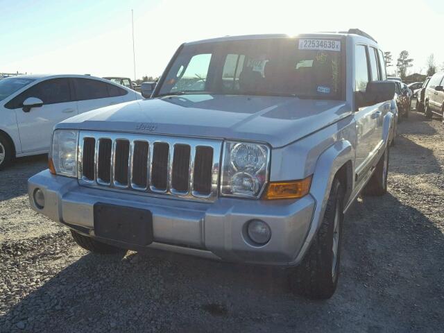 1J8HH48K88C180386 - 2008 JEEP COMMANDER SILVER photo 2