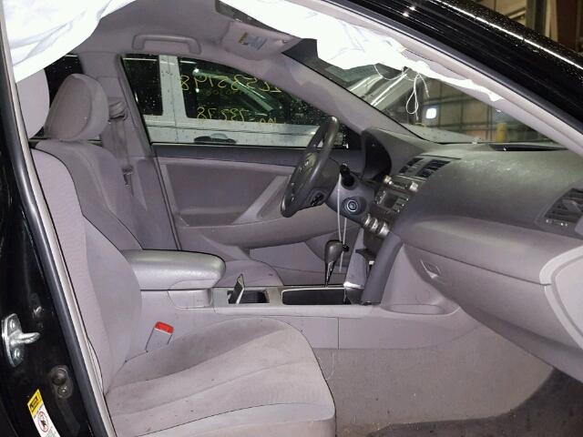 4T4BF3EK4BR203358 - 2011 TOYOTA CAMRY BASE BLACK photo 5