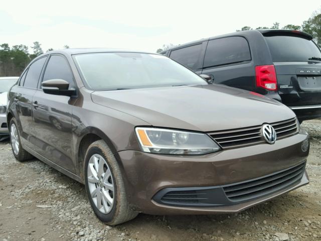 3VWDX7AJ0BM323099 - 2011 VOLKSWAGEN JETTA SE BROWN photo 1