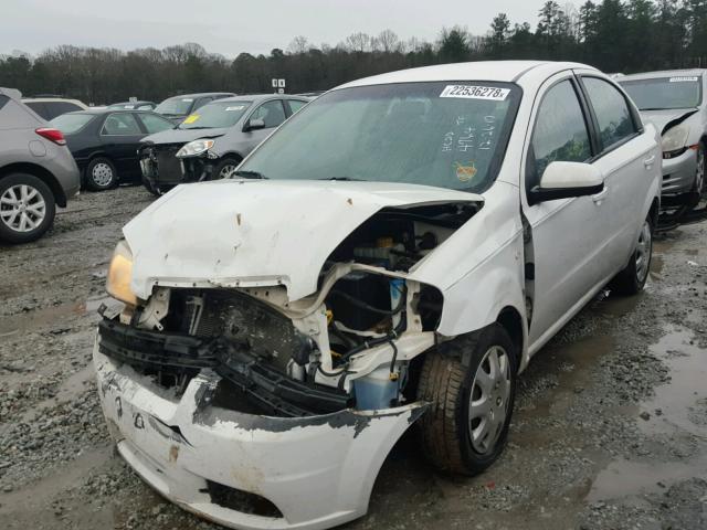 KL1TD56698B244764 - 2008 CHEVROLET AVEO BASE WHITE photo 2