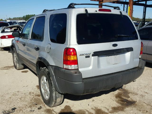 1FMYU03172KA14427 - 2002 FORD ESCAPE XLT SILVER photo 3