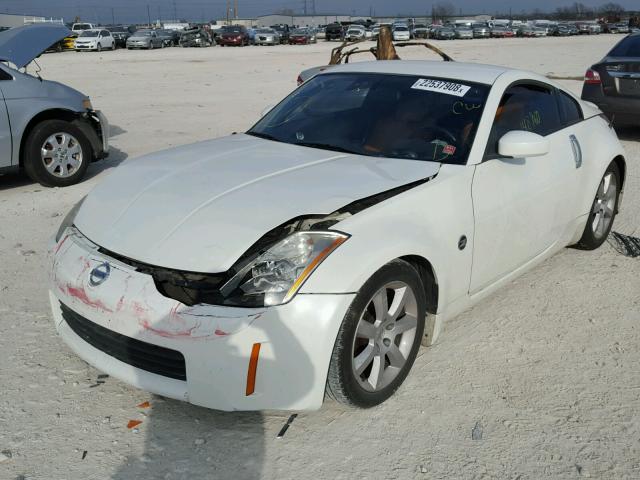 JN1AZ34E73T016879 - 2003 NISSAN 350Z COUPE WHITE photo 2