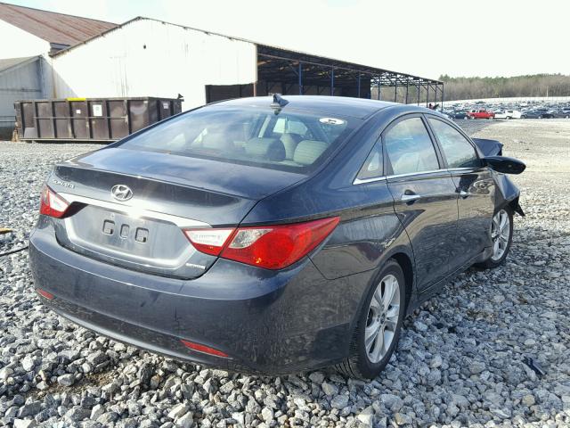 5NPEC4AC4BH002255 - 2011 HYUNDAI SONATA SE BLUE photo 4