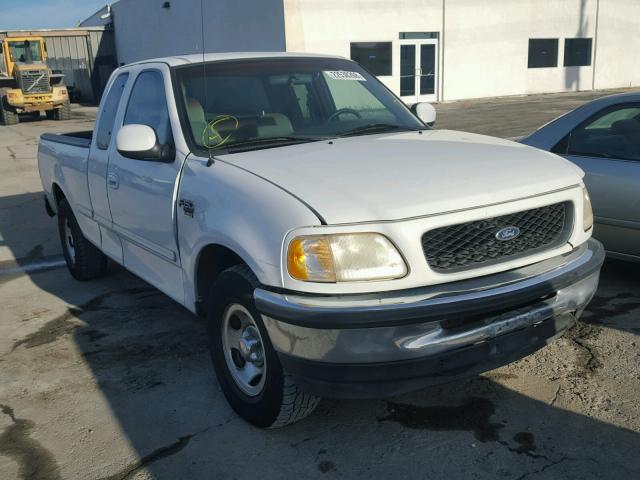 1FTZX17W9WKB94236 - 1998 FORD F150 WHITE photo 1