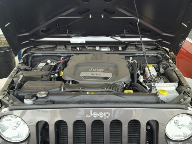 1C4AJWAG8HL551030 - 2017 JEEP WRANGLER S GRAY photo 7