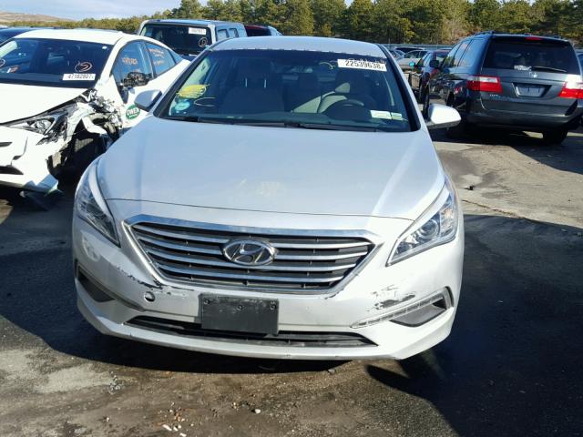 5NPE24AF7FH069189 - 2015 HYUNDAI SONATA SE SILVER photo 9