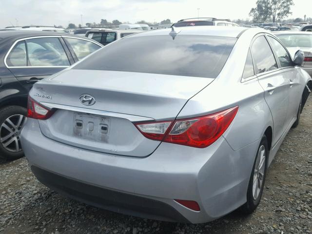 5NPEB4AC0EH914047 - 2014 HYUNDAI SONATA GLS SILVER photo 4