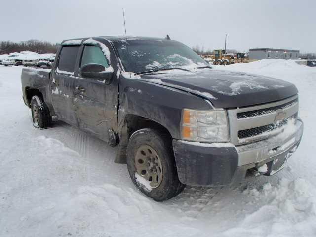 3GCPKSEA2BG117051 - 2011 CHEVROLET SILVERADO GRAY photo 1