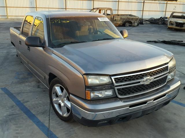 2GCEC13T861161959 - 2006 CHEVROLET SILVERADO SILVER photo 1