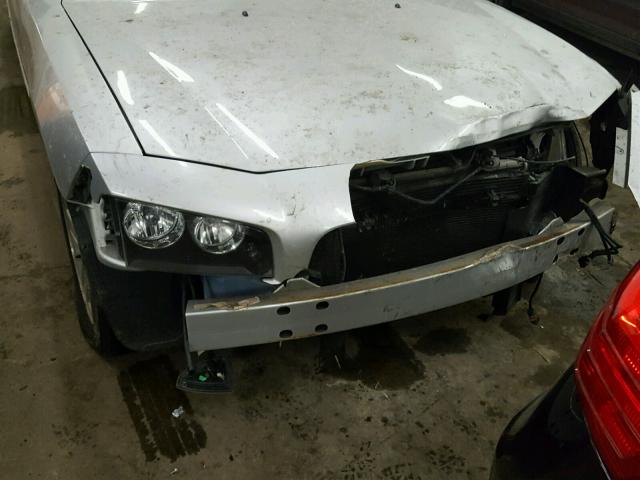 2B3KA43G16H232618 - 2006 DODGE CHARGER SE SILVER photo 9