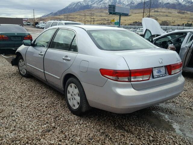 JHMCM56363C068076 - 2003 HONDA ACCORD LX SILVER photo 3