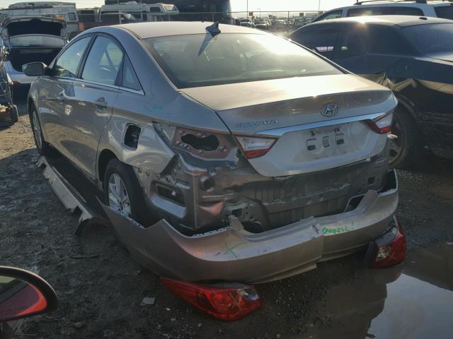 5NPEB4AC6BH279265 - 2011 HYUNDAI SONATA GLS GOLD photo 3