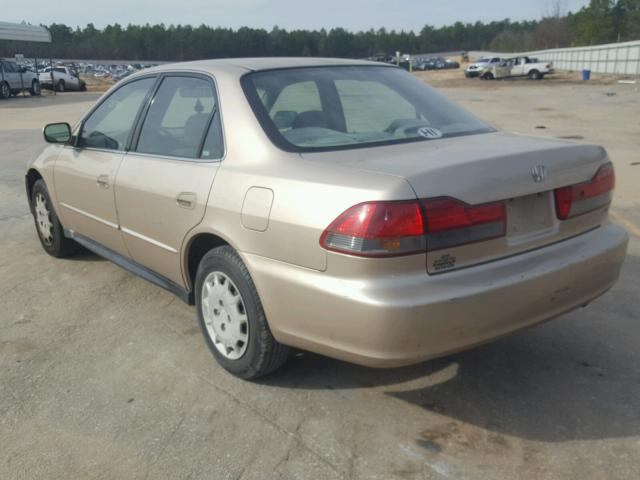 1HGCG56441A038358 - 2001 HONDA ACCORD LX GOLD photo 3