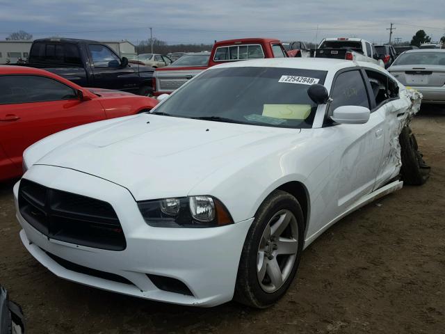 2C3CDXAG4EH330964 - 2014 DODGE CHARGER PO WHITE photo 2