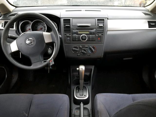 3N1BC11E77L411654 - 2007 NISSAN VERSA S SILVER photo 9