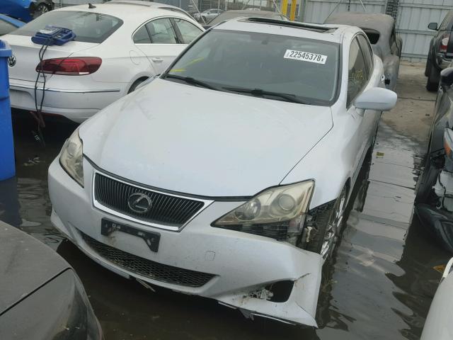 JTHBK262X72045094 - 2007 LEXUS IS 250 WHITE photo 2