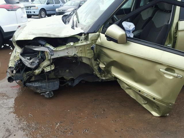 KNDJT2A28B7240379 - 2011 KIA SOUL + GREEN photo 9