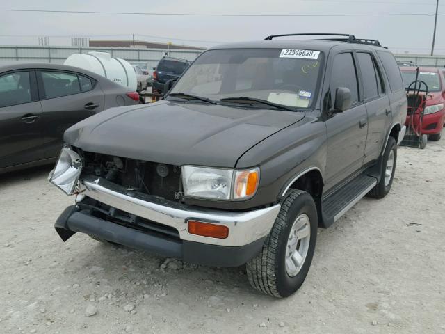 JT3GN86R5V0026867 - 1997 TOYOTA 4RUNNER SR BROWN photo 2