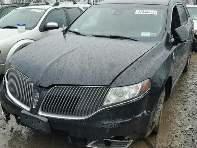 2LMHJ5NK9EBL56508 - 2014 LINCOLN MKT BLACK photo 2