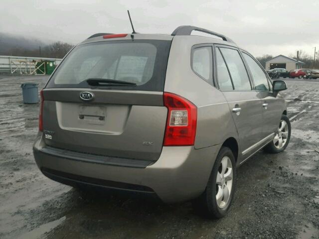 KNAFG529797285280 - 2009 KIA RONDO BASE GRAY photo 4