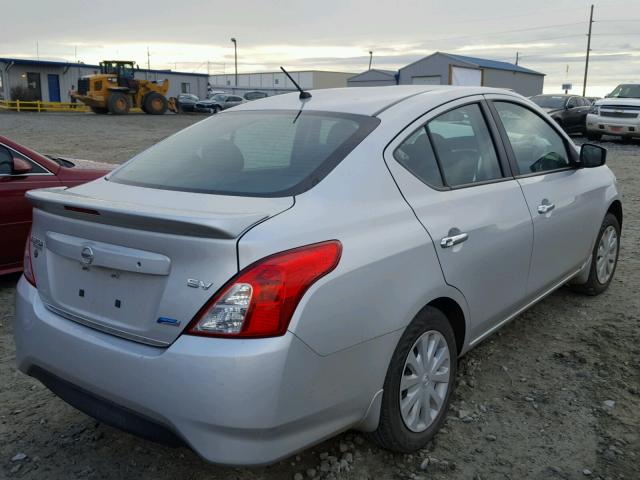 3N1CN7AP4FL808904 - 2015 NISSAN VERSA S SILVER photo 4