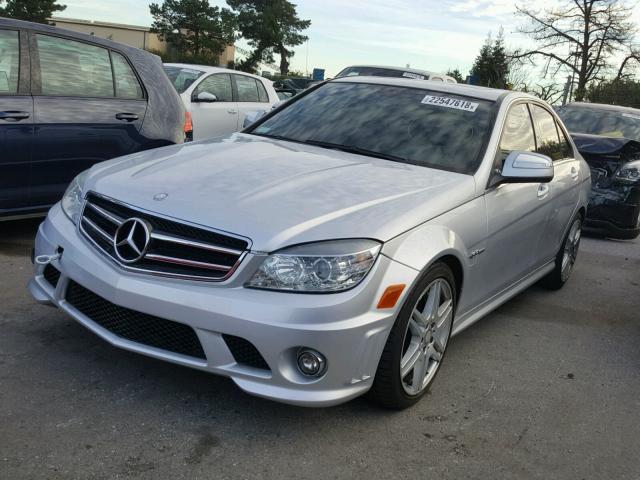 WDDGF77X89F217420 - 2009 MERCEDES-BENZ C 63 AMG SILVER photo 2