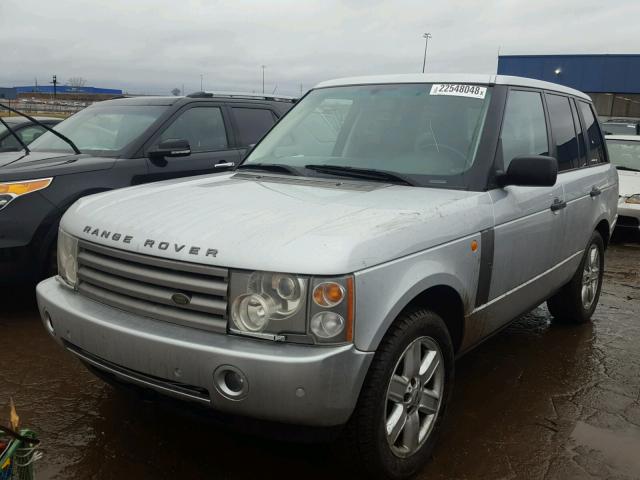 SALMB11453A105708 - 2003 LAND ROVER RANGE ROVE SILVER photo 2