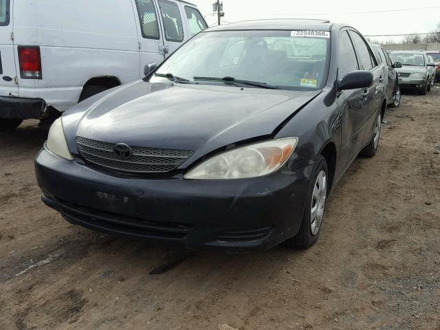 4T1BE32K14U357661 - 2004 TOYOTA CAMRY LE BLACK photo 2