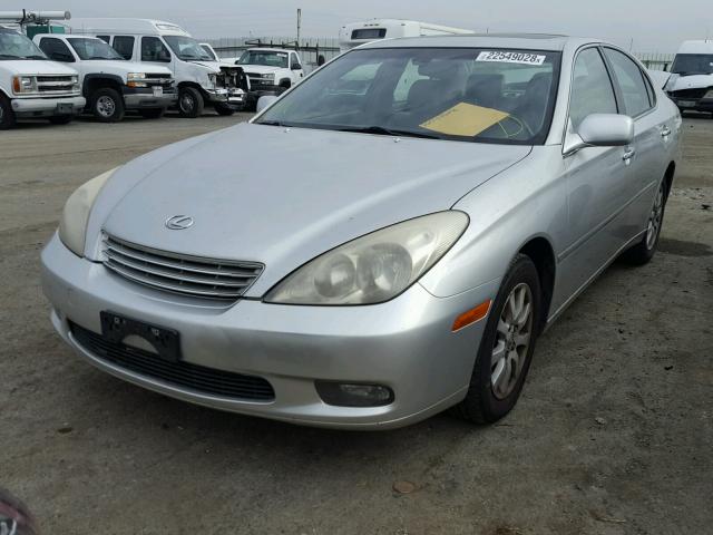 JTHBF30G925028101 - 2002 LEXUS ES 300 SILVER photo 2