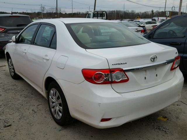 2T1BU4EEXCC906711 - 2012 TOYOTA COROLLA BA WHITE photo 3