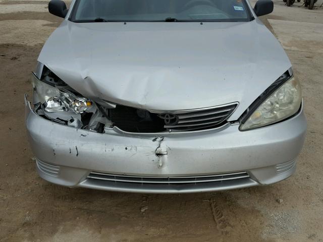 4T1BE32K55U036403 - 2005 TOYOTA CAMRY LE SILVER photo 7