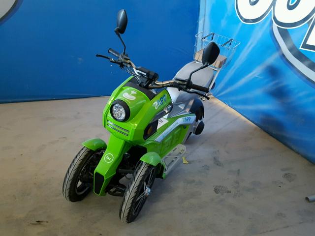 L1TD1D2A2G1500194 - 2016 MOPE MOPED GREEN photo 2