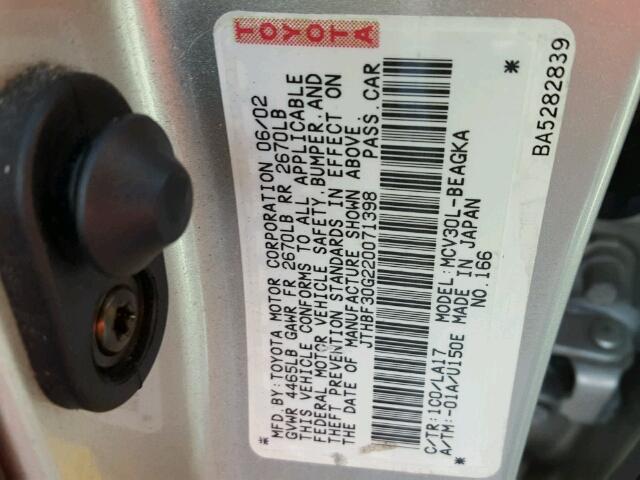 JTHBF30G220071398 - 2002 LEXUS ES 300 SILVER photo 10