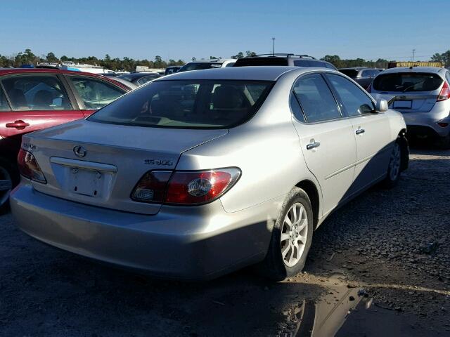 JTHBF30G220071398 - 2002 LEXUS ES 300 SILVER photo 4