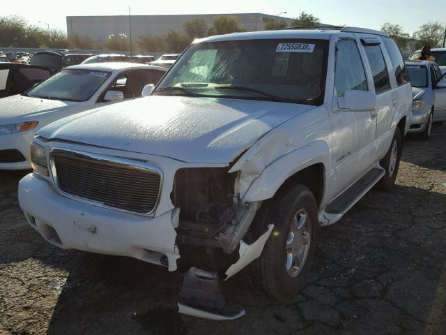 1GYEK13R4XR400434 - 1999 CADILLAC ESCALADE WHITE photo 2