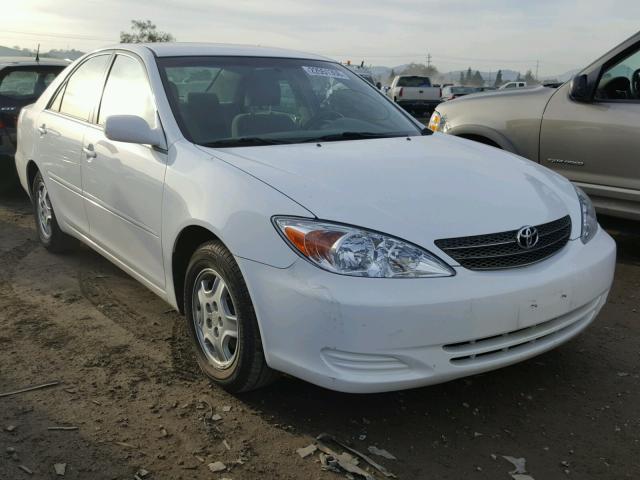 4T1BF32KX2U016561 - 2002 TOYOTA CAMRY LE WHITE photo 1