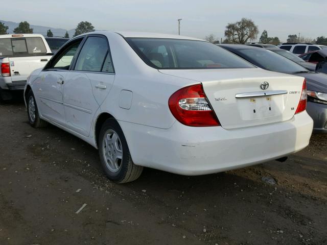 4T1BF32KX2U016561 - 2002 TOYOTA CAMRY LE WHITE photo 3